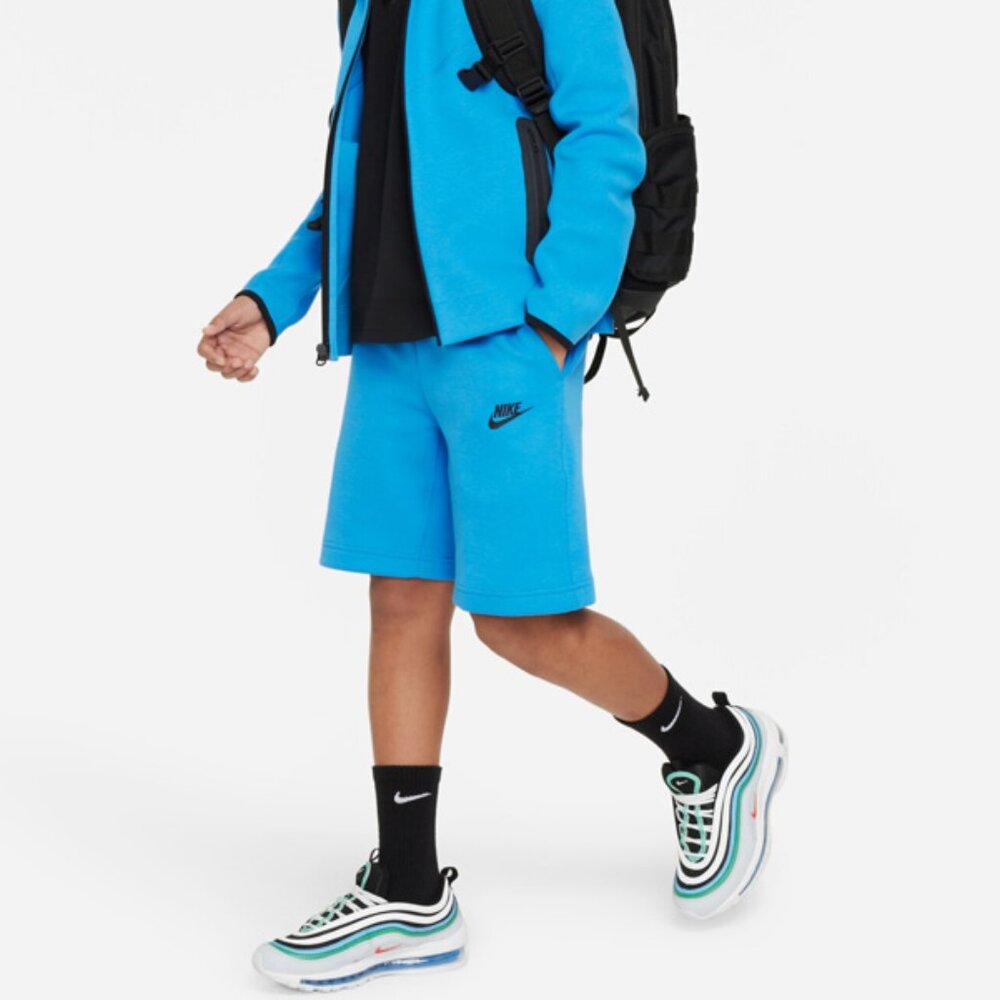 🛍️  NIKE Boys' Nike Tech Fleece Shorts